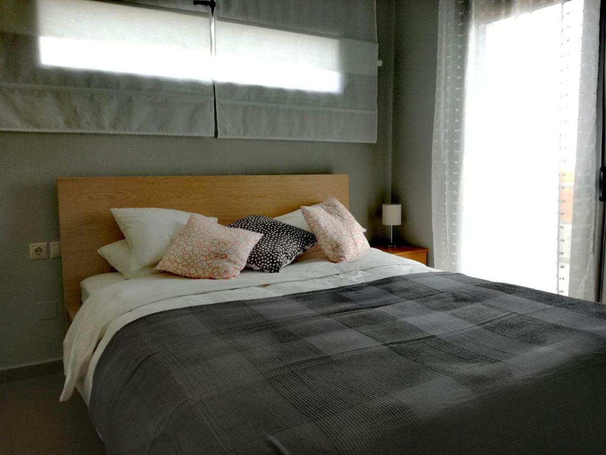 Spacious And Modern Downtown Apartment Ираклион Экстерьер фото